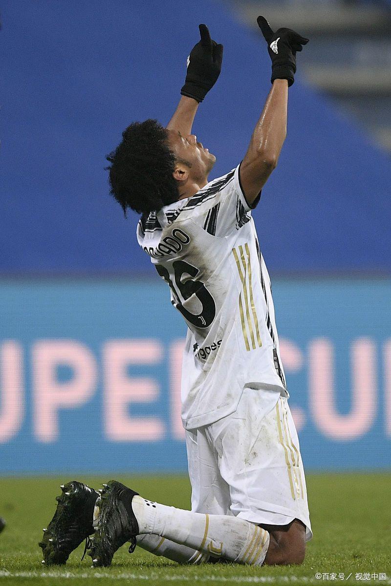 那不勒斯球员投入训练，为争胜努力的简单介绍