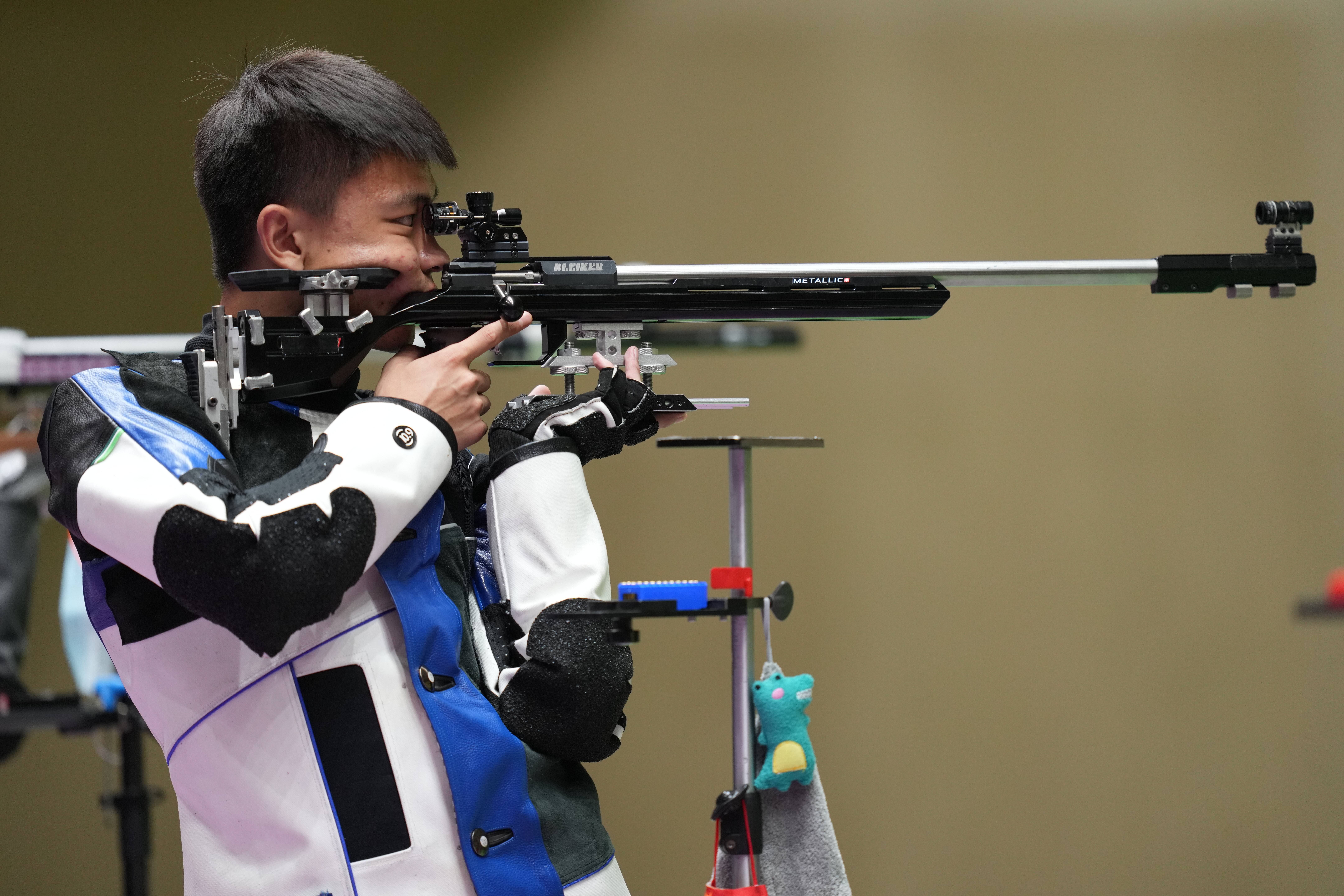 包含英雄气概:美国射击选手风头无两获胜的词条 包含英雄气概:美国射击选手风头无两获胜的词条