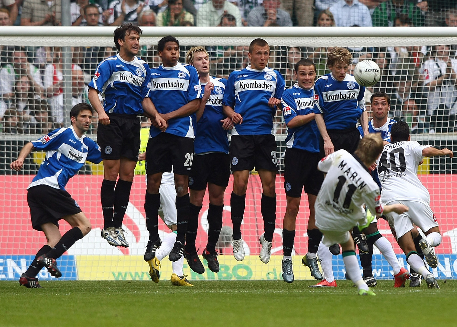 包含水晶宫客场对阵埃弗顿,两队均渴望三分的词条 包含水晶宫客场对阵埃弗顿,两队均渴望三分的词条