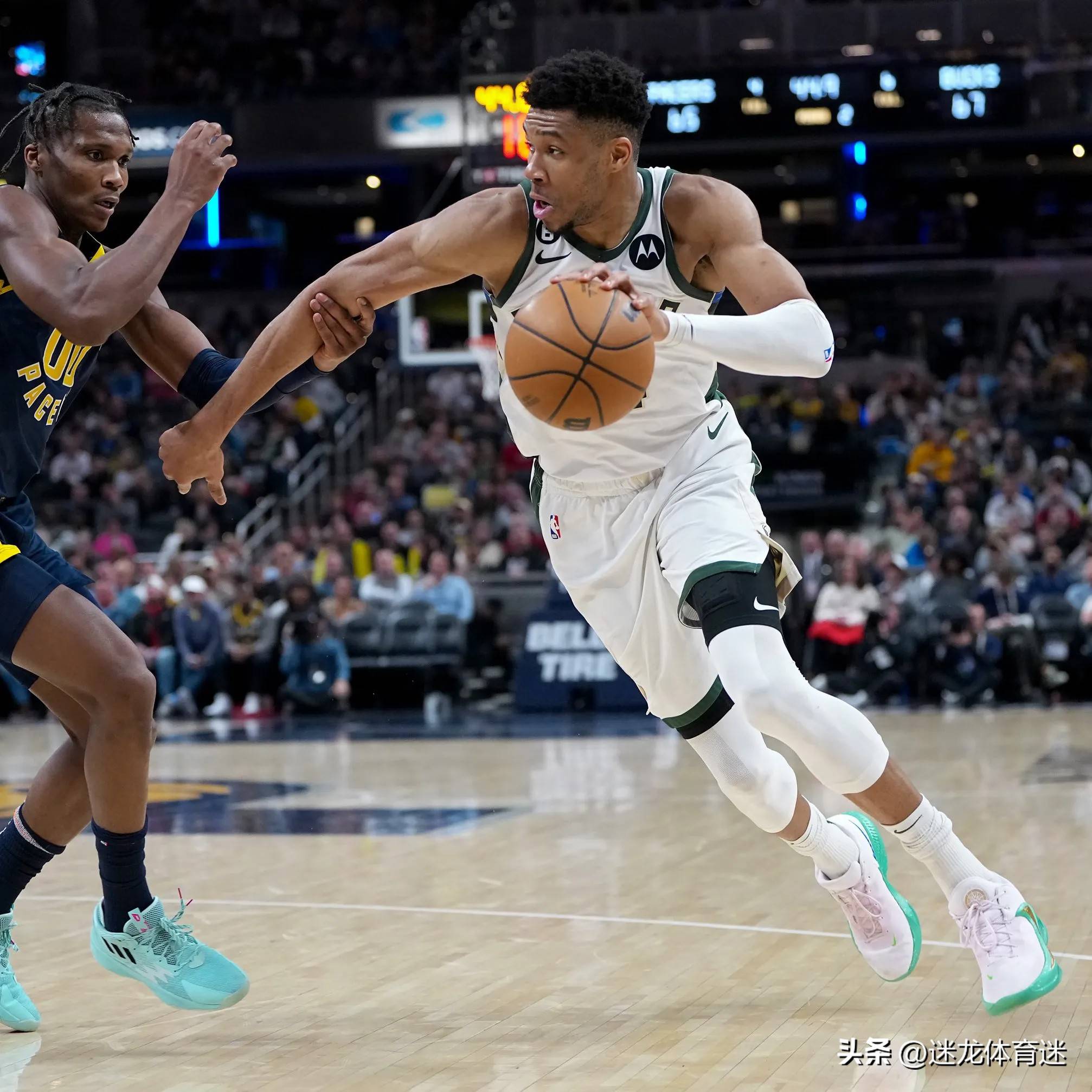 雄鹿主场惨遭湖人逆转,字母哥表现不俗无奈输球 雄鹿主场惨遭湖人逆转,字母哥表现不俗无奈输球