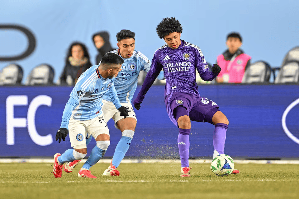 广岛三箭主场比力克对手,晋级亚冠六强 广岛三箭主场比力克对手,晋级亚冠六强